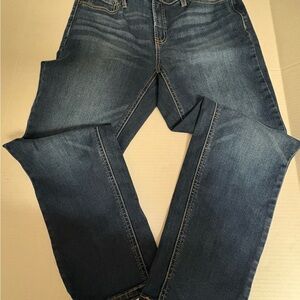 Time and Tru Straight Leg Jeans Dark Wash 10 petite